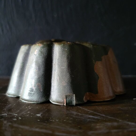 Vintage Birra Swiss Mold With Cherry Design, Vintage Mold, Cottagecore Kitchen - Picture 7 of 8